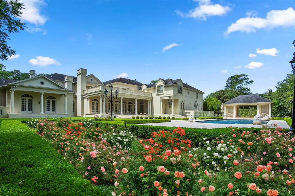 3920 Inverness Drive, Houston | $14.9 Million