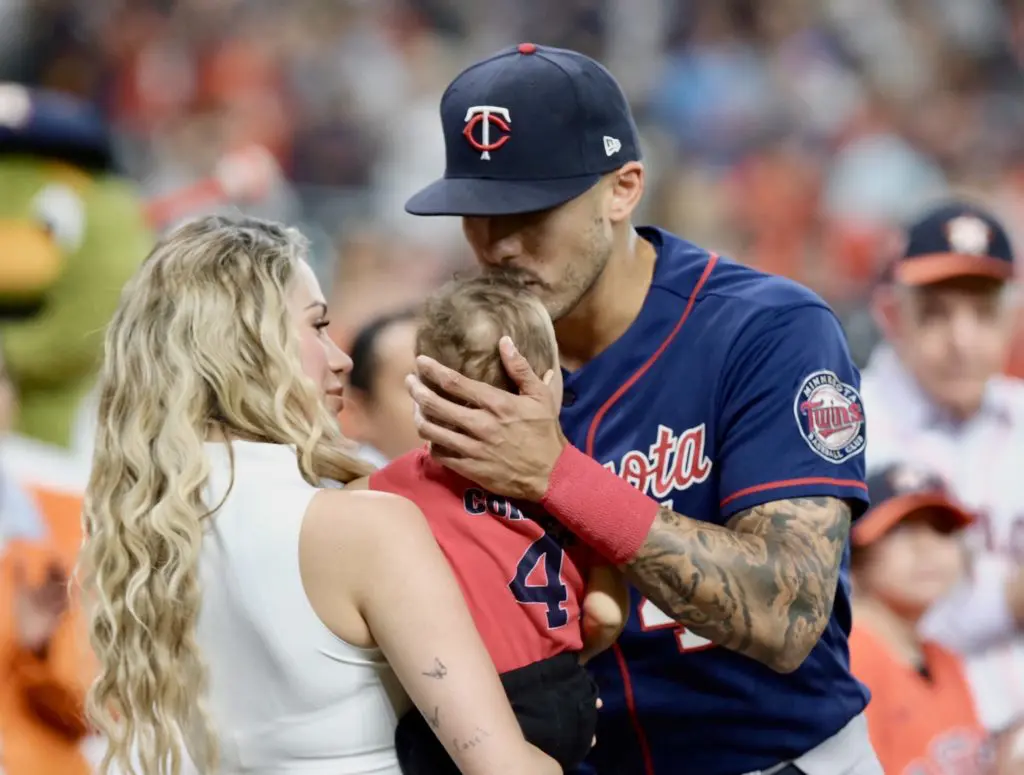 Carlos Correa made sure his young son Kylo and his wife Daniella were part of his first Houston return moment too. (Photo by F. Carter Smith)