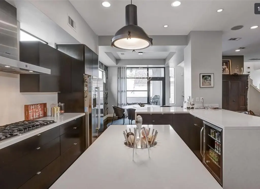 The updated kitchen in the townhome at 1922 Fairview. (Photo by Anthony Rathbun)