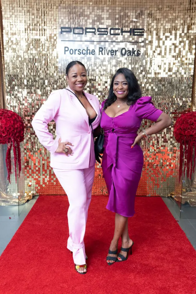 Tamara Washington, Cheri Green. Photo by Daniel Ortiz.