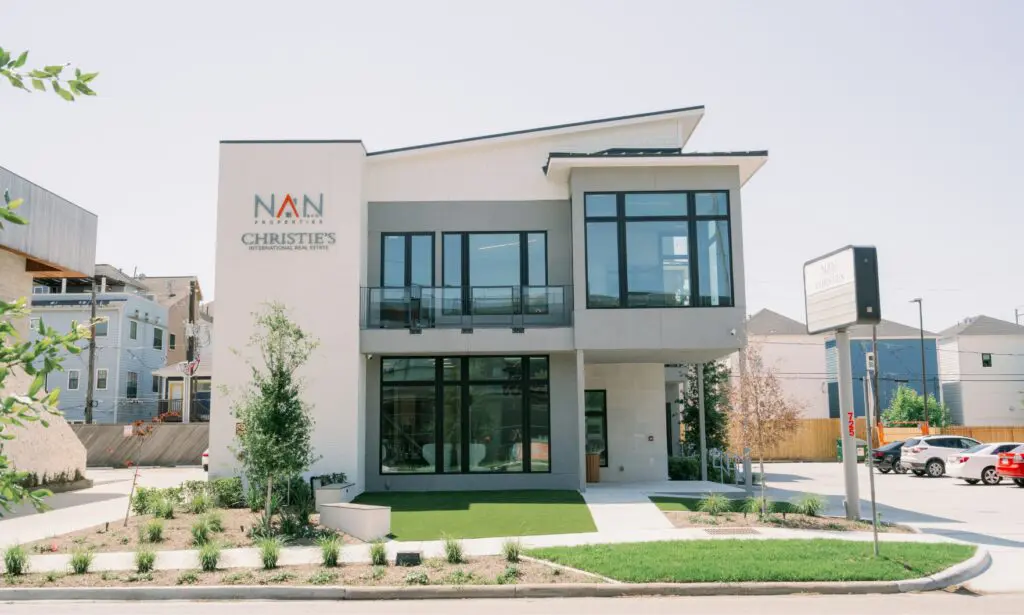 Nan & Company Properties headquarters at 725 Yale in The Heights. (Photo by Nan Studios)