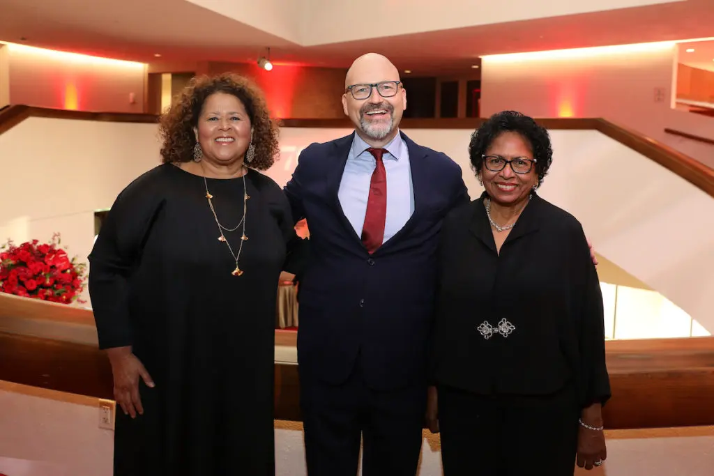 Ana Deavere Smith, Rob Melrose, Ruth Simmons at the Alley Theatre opening season dinner
