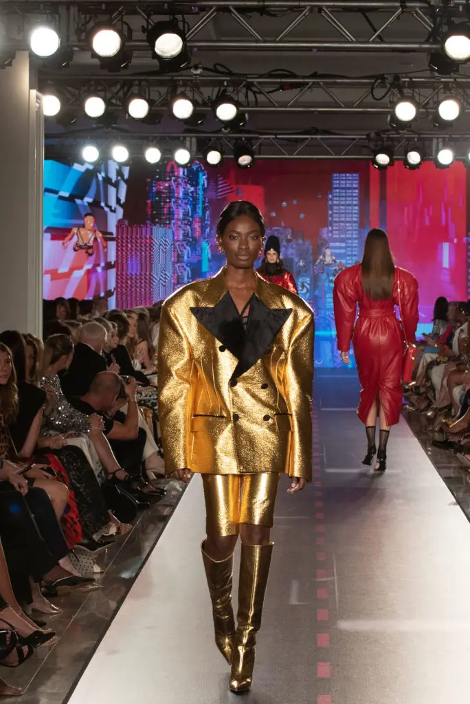 Gold foil (Photography by Tamytha Cameron