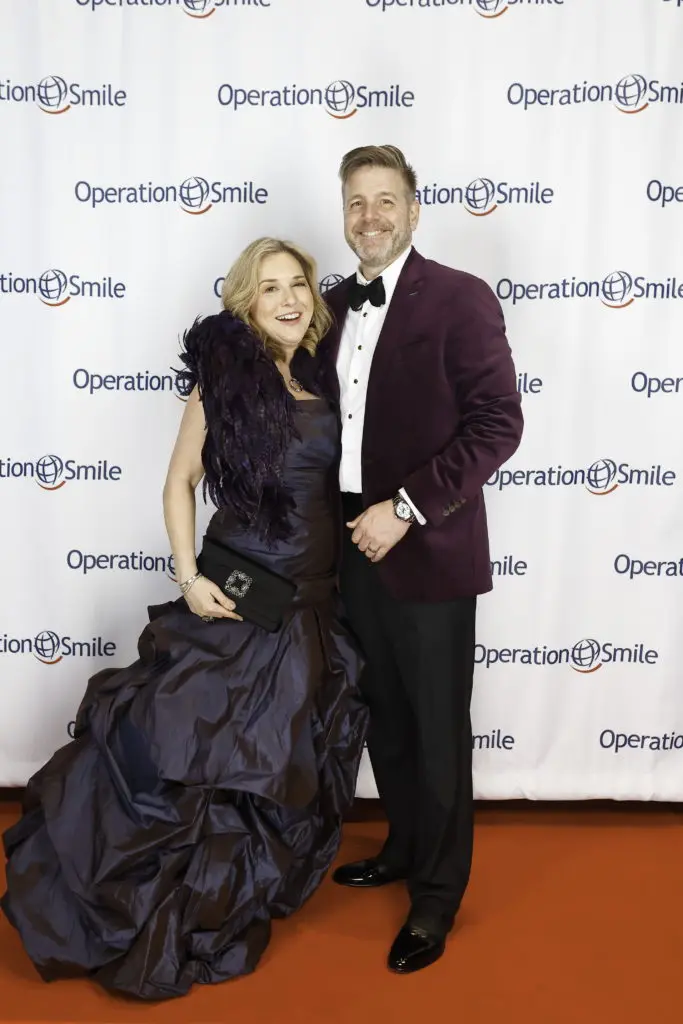  Donae & Rob Chramosta at the Operation Smile gala.