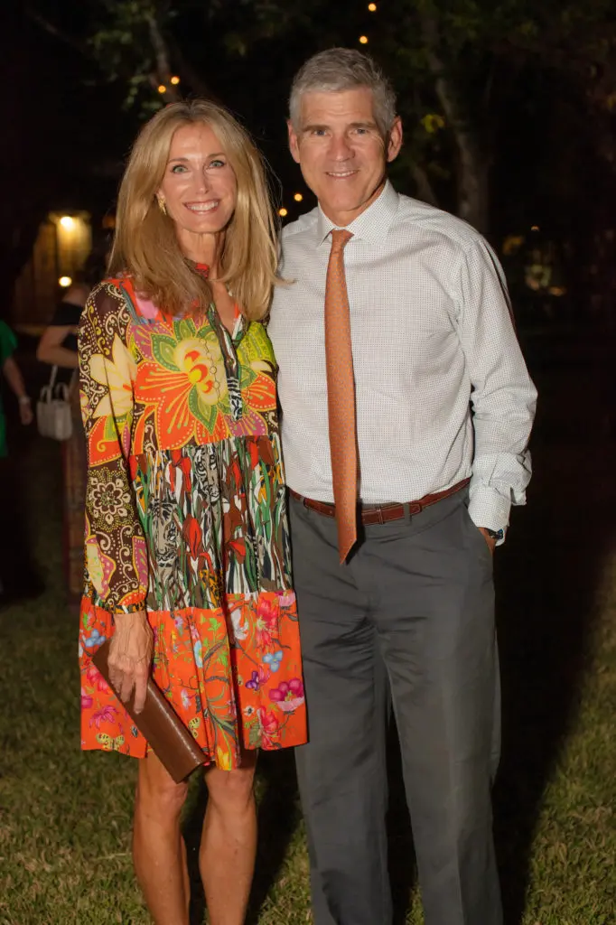 Janet & Paul Hobby at The Menil Collection's alfresco 'Party in the Park.' (Photo by Miroma Photography and Design)