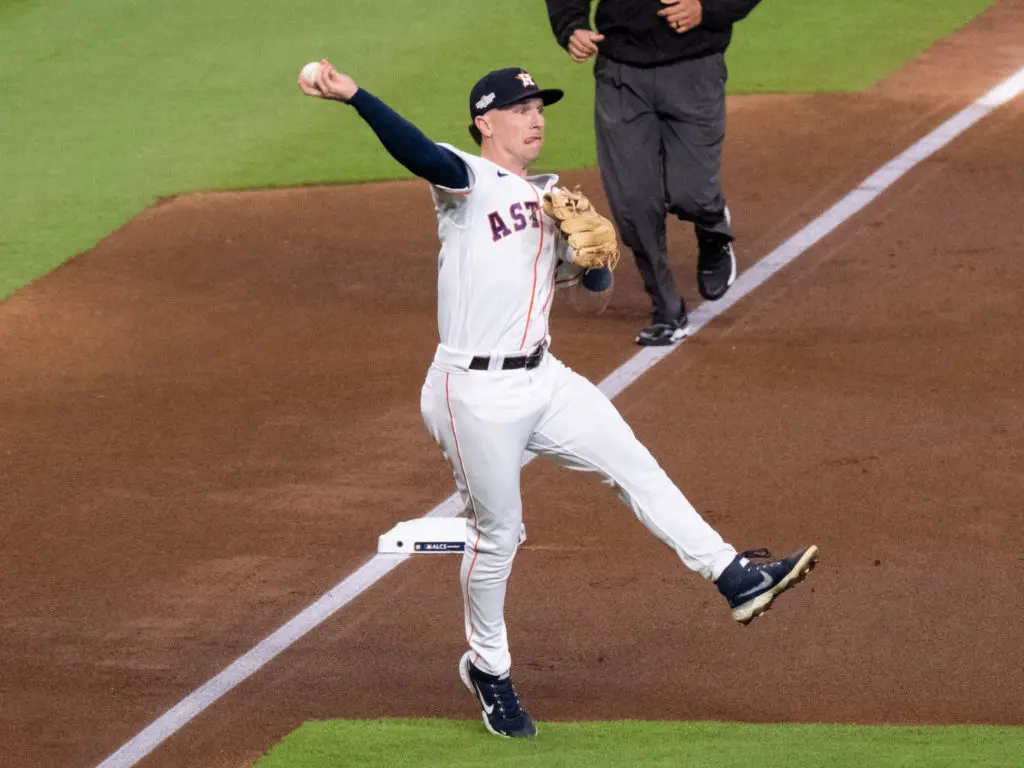 Houston Astros third baseman makes outstanding defensive plays seem routine. (Photo by F. Carter Smith)