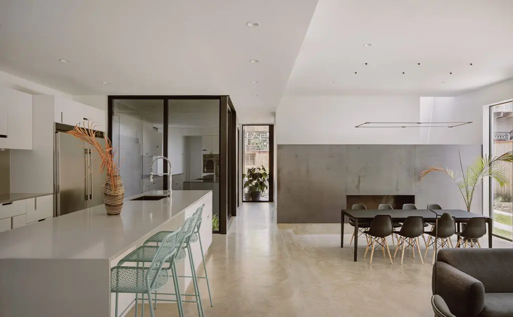 CONTENT Architecture: Puzzle House, 1011 East 7th 1/2 Street (Photo by Cesar Bejar)