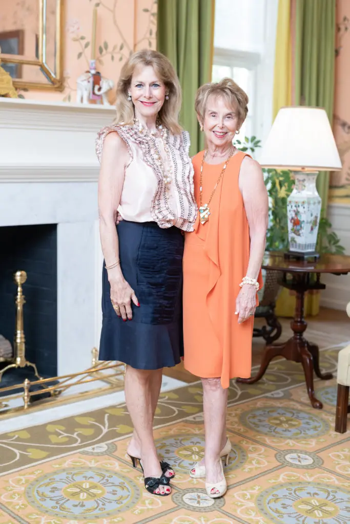Cheryl Byington, Evelyn Leightman at the Junior League of Houston for the Houston Symphony League fall membership luncheon. (Photo by Daniel Ortiz)