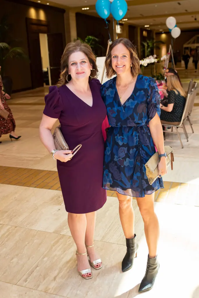Elizabeth Dacus, Brooke Bailey (Photo by Celeste Cass)