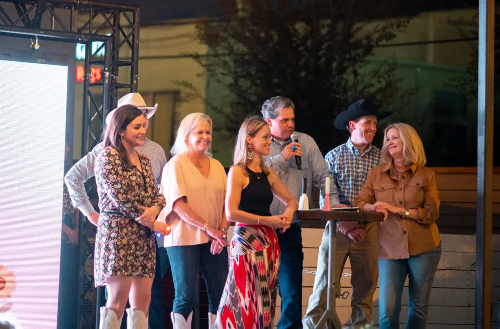 The Nick Finnegan Counseling Center gala chairs Reagan & Jimmy Bailey, Kathryn & Jimmy Bailey, Susan & Ben Cravens, Mary Evans, Ben Cravens