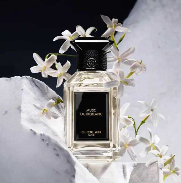Guerlain's Musc Outreblanc takes the elegant tuberose to new heights.
