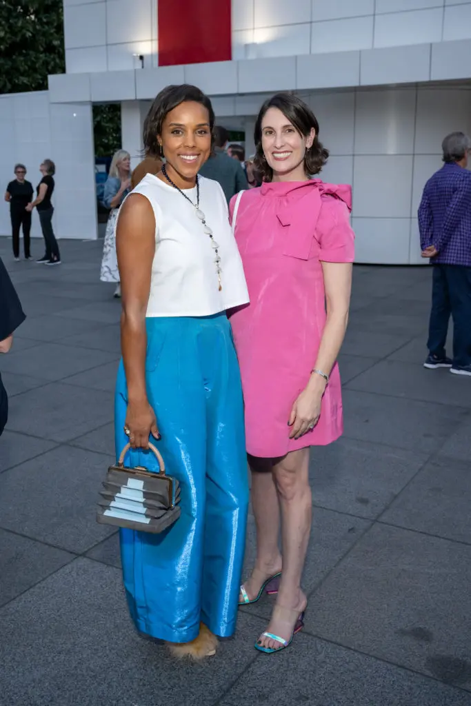 Jessica Nowitzki, Robyn Sills  (Photo by Bruno, Snap the Picture)
