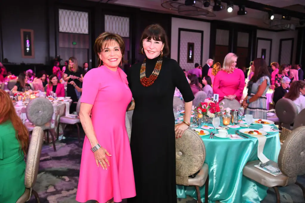 Hallie Vanderhider, Shelby Hodge at the Memorial Hermann Foundation 'Razzle Dazzle' luncheon. (Photo Michelle Watson)