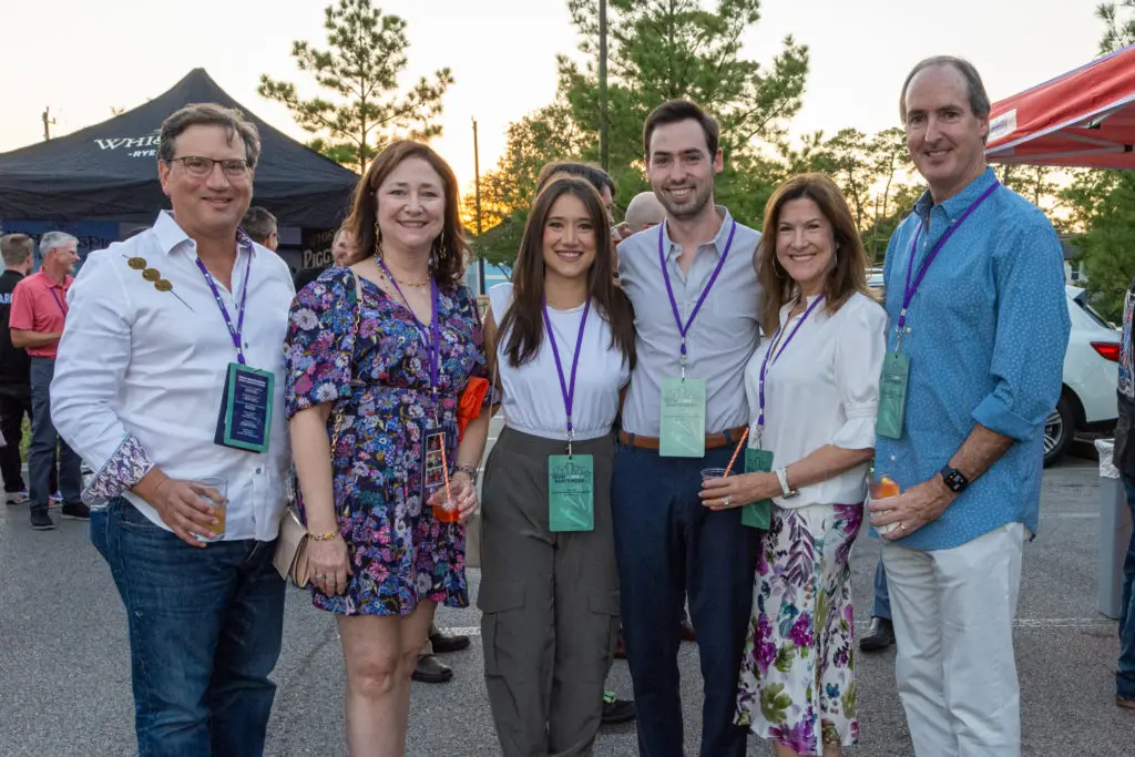 Mick Cantu, Mary Jo Cantu, Alicia Cantu, Cade Shanks, Stephanie Shanks, Kirby Shanks at the Iron Bartender 2022 competition benefitting The Periwinkle Foundation. (Photo by Larry Geiger)