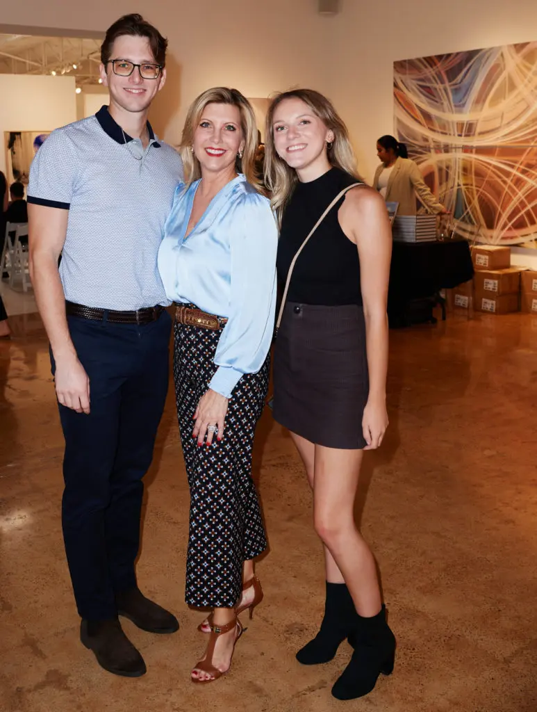 Arin Blaylock, Brenda Blaylock, Chloe Vaughan (Photo by Jonathan Zizzo)