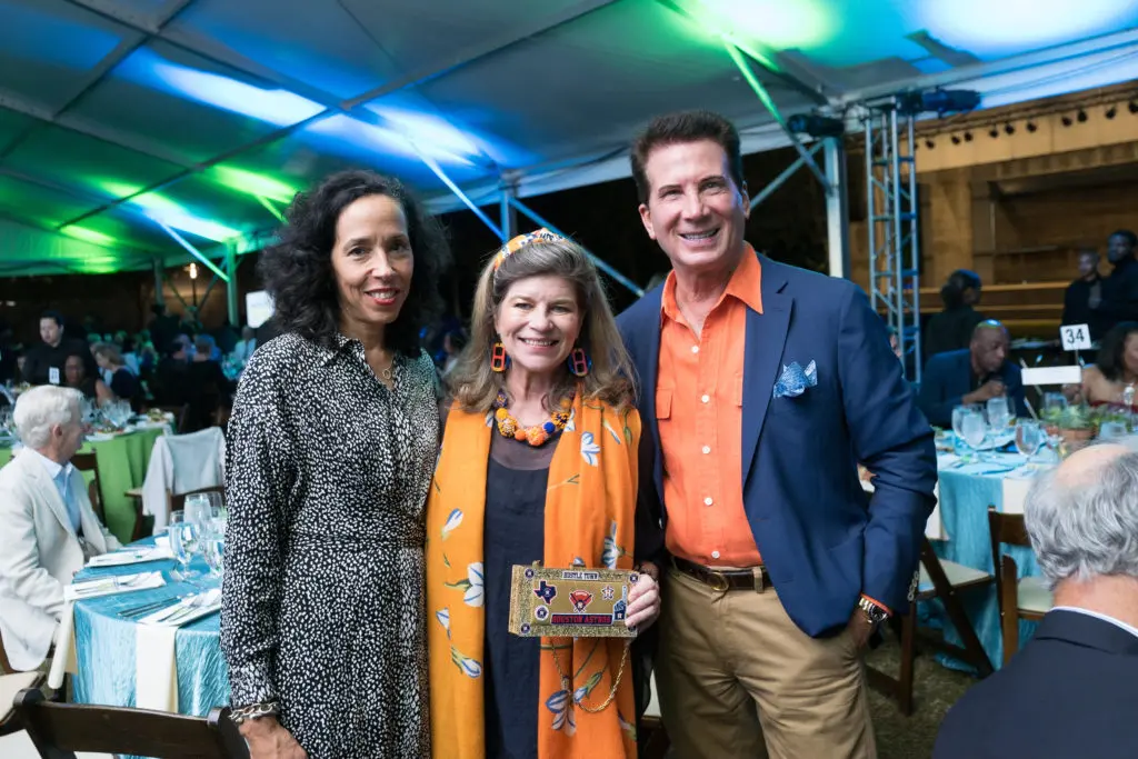 Lisa Wallace, Jana Giammalva, Richard Dawson at the Buffalo Bayou Partnership gala. (Photo by Daniel Ortiz)