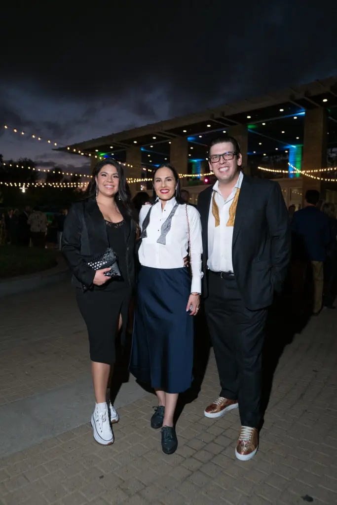 Jessica Burney, Natalie & Justin Goodman at the Buffalo Bayou Partnership gala. (Photo by Daniel Ortiz)