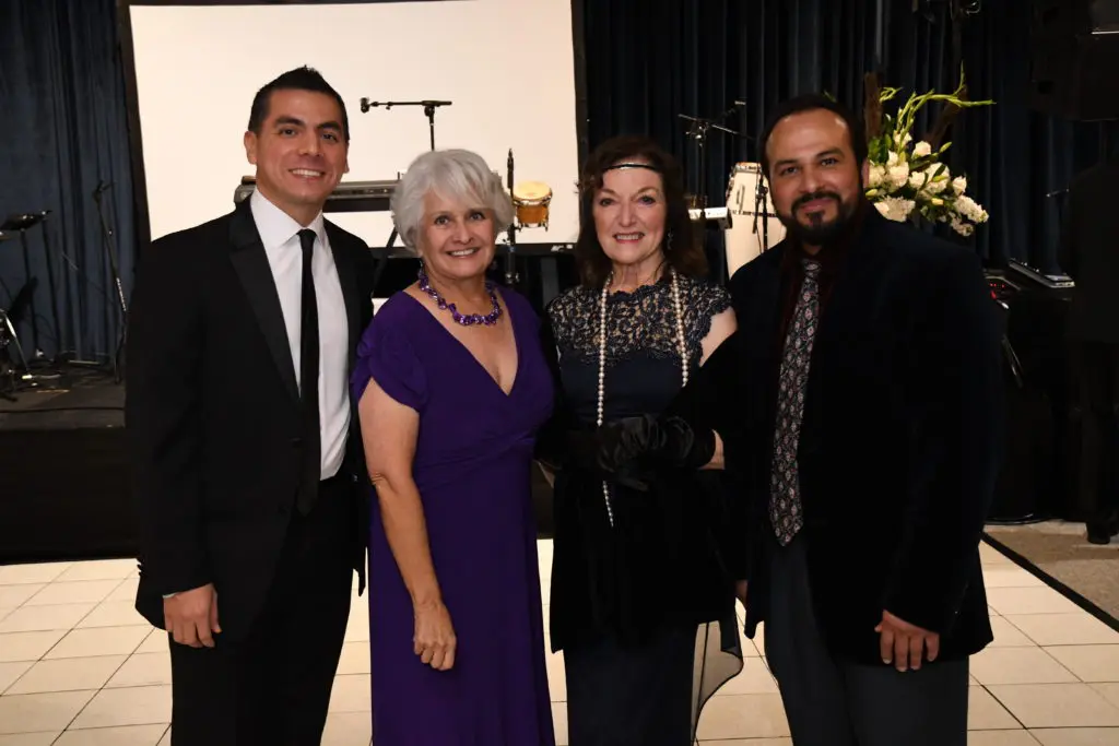 Benjamin Hernandez, Daisy Morales, Debbie Ortiz, Adolfo Melara at the AAMA Illumine Gala