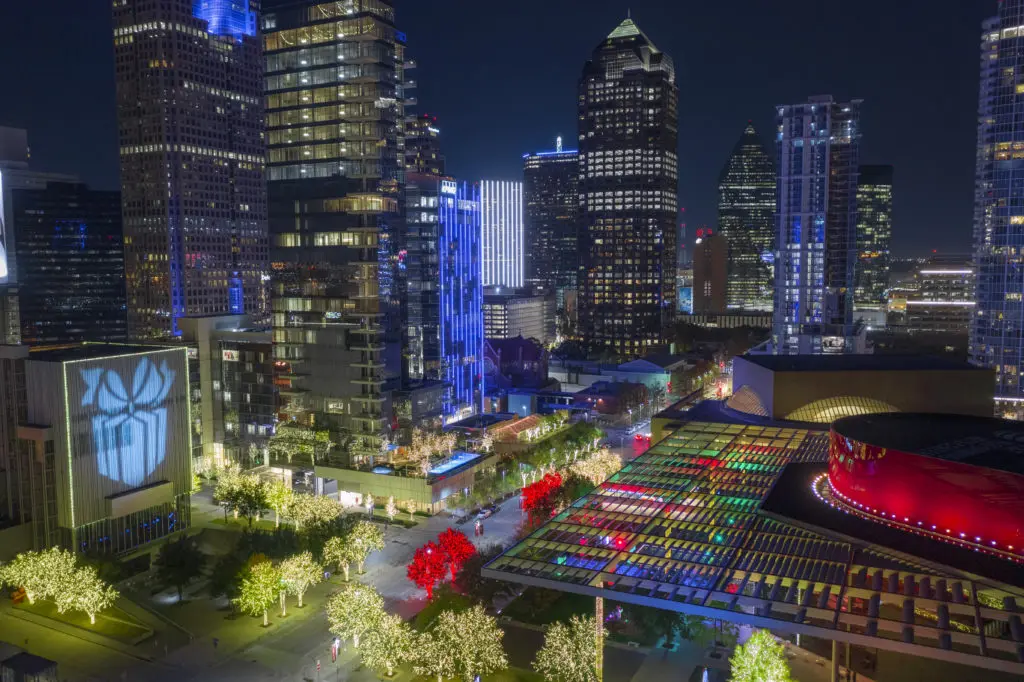 Don’t miss the magical annual lighting of Flora Street in the heart of the Dallas Arts District beginning December 3 with Reliant Lights Your Holidays at Sammons Park.