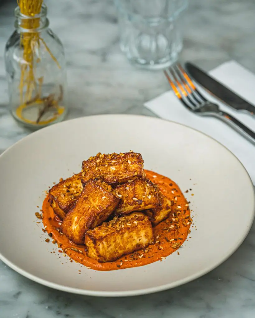 A must-try starter at Isla & Co. is the crispy halloumi. (Photo by Alexandro Loayza)