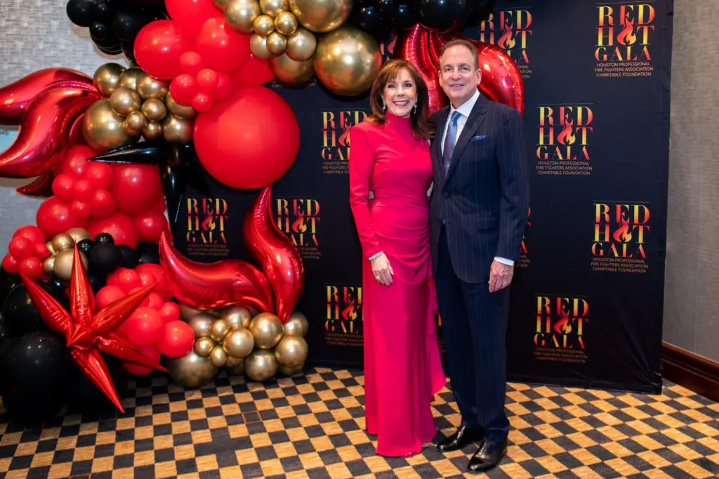 Chairs Elizabeth & Alan Stein at the 2022 HPFA Foundation's 'Red Hot Gala' at the Royal Sonesta Hotel. (Photo by Catchlight Group)