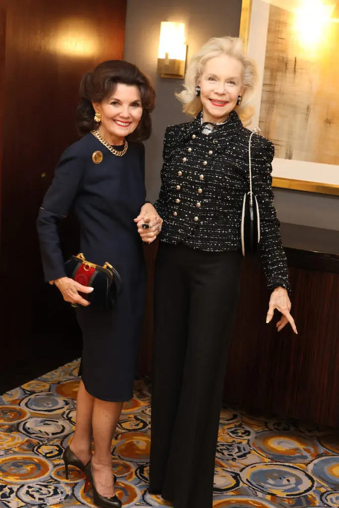 Linda McReynolds, Lynn Wyatt at Holocaust Museum Houston Guardian of the Human Spirit Award luncheon.