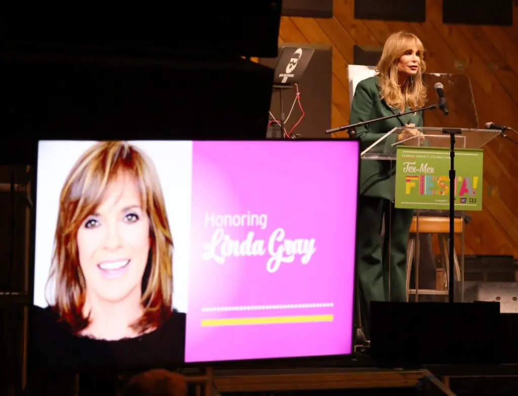Jaclyn Smith presenting the Angel Award to Linda Gray (Photo by Getty Images)