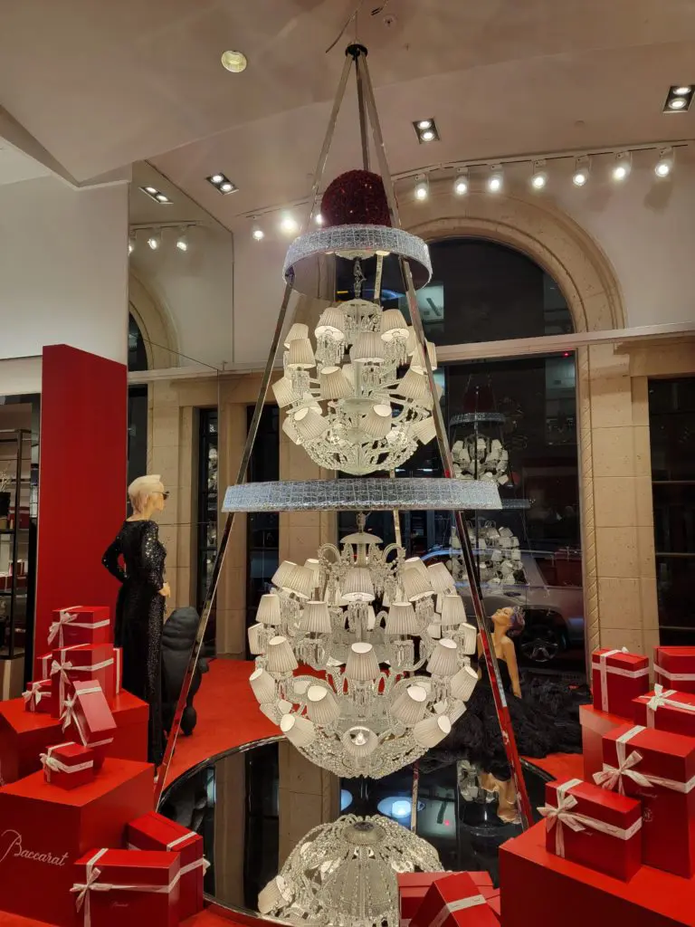 This year’s backdrop for the infamous Santa photo is a must-see tree made entirely of Baccarat crystal.