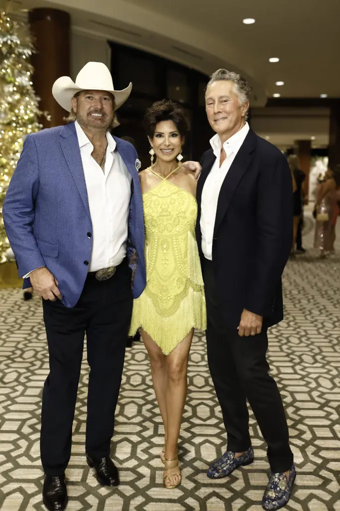 Pete Bell, Dominique Sachse, Greg Fourticq at Una Notte in Italia (Photo by Quy Tran)