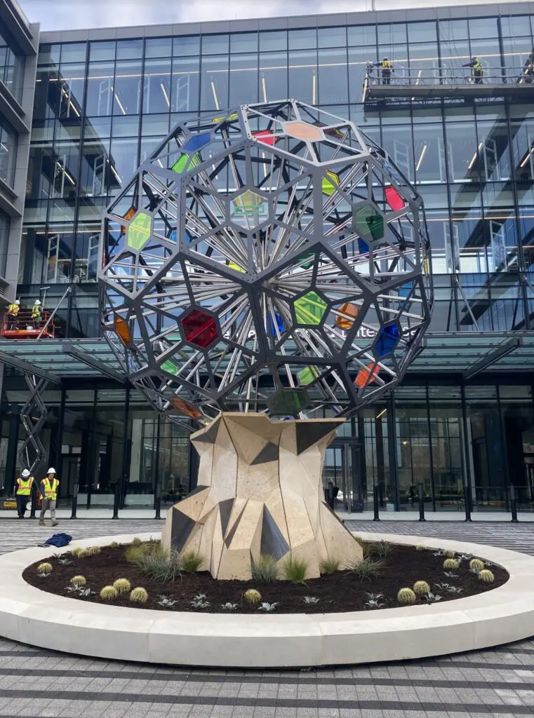 "Rebirth of Technology" by artist Ender Martos is a large public art project commissioned by a tech-focused Fortune 500 company under the management of ELLIO Fine Art.