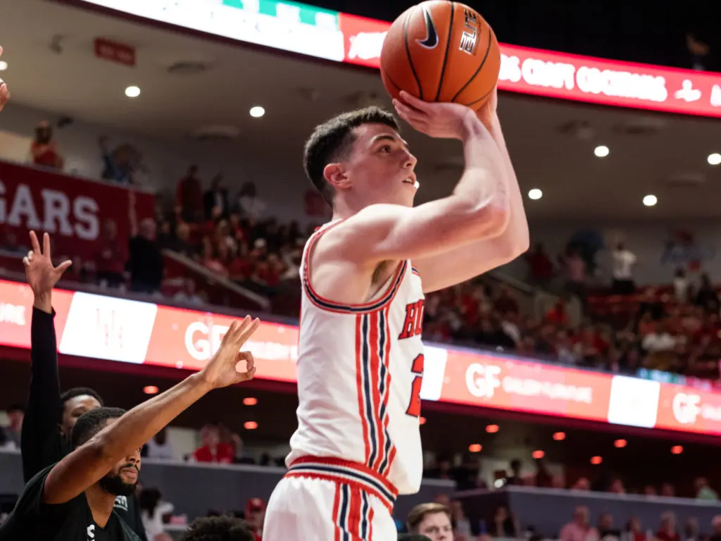 UH guard Ryan Elvin can shoot. (Photo by F. Carter Smith)
