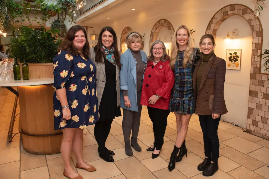 Wynne McNabb Cunningham, Andrea Cheek, Sally Johnson, Paula Davis, Lisa Hewitt, Hannah Fagadau (Photo by Tamytha Cameron)