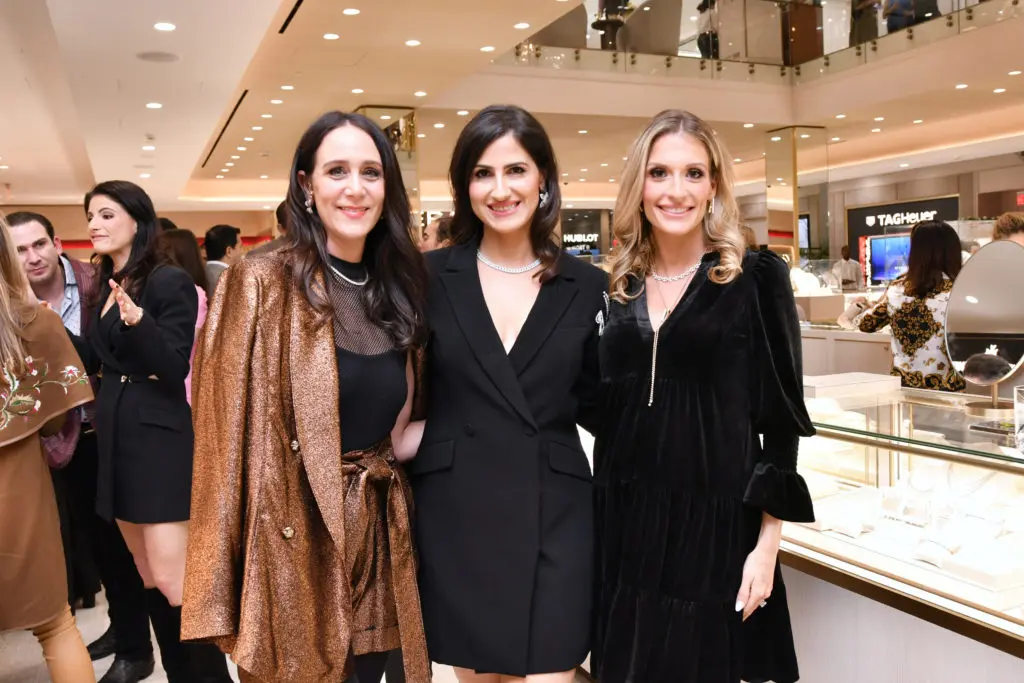 Amy Zadok, Lisa Zadok, Michelle Zadok at the Zadok Jewelers holiday soirée. (Photo by Alex Montoya)