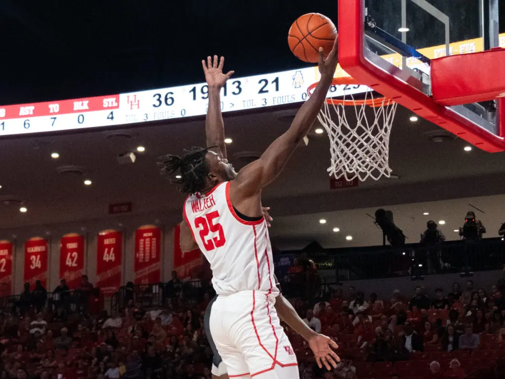 UH forward Jarace Walker knows how to finish. (Photo by F. Carter Smith)