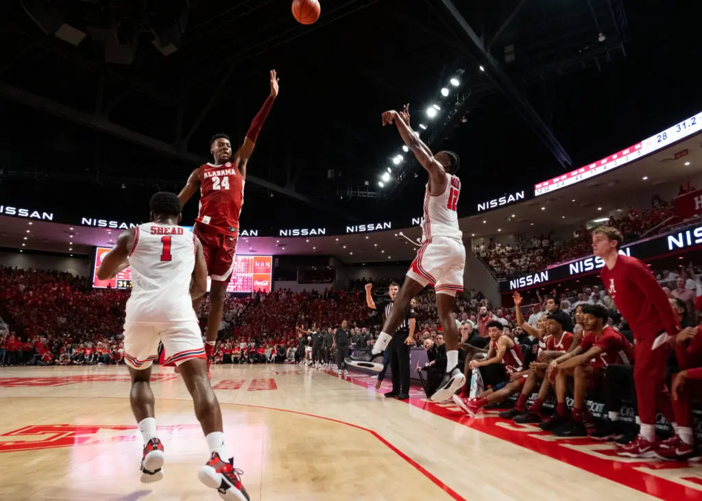 UH guard Tramon Mark has expanded his range with a rebuilt jumper. (Photo by F. Carter Smith)