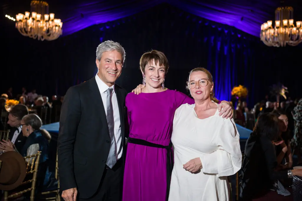 Michael Govan, Kara Vander Weg, Jenny Saville at The Menil Collection's 'Cirque Surréaliste' 35th anniversary gala (Photo by Daniel Ortiz)