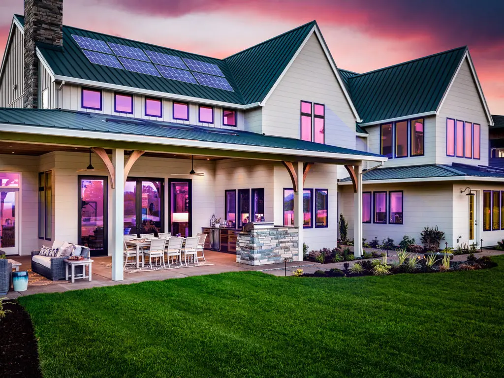 Think solar might be on your horizon? Getting started is a breeze with Rhythm Energy.