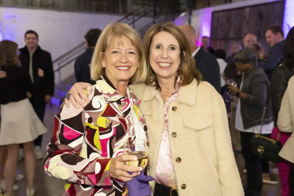 Dana McCallum and Jenny Westermann at the Sneaker Soiree Cabaret in Fort Worth, Texas on January 12, 2023. (Photo by Ellman Photography)