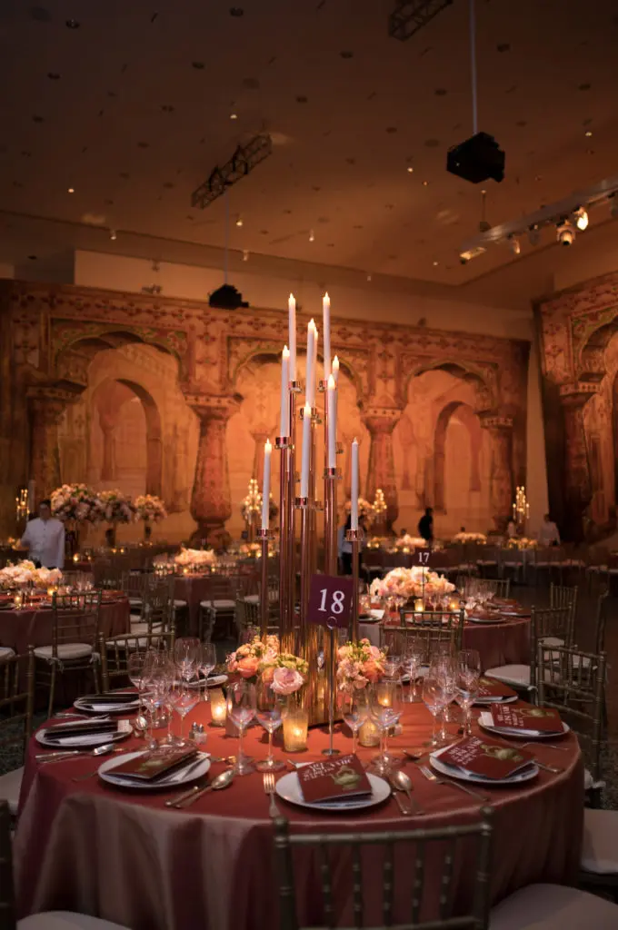Magnificent murals based on the City Place of Jaipur adorn the walls of the Museum of Fine Arts, Houston Cullinan Hall for 'Art of the Islamic Worlds' gala. (Photo by Daniel Ortiz)