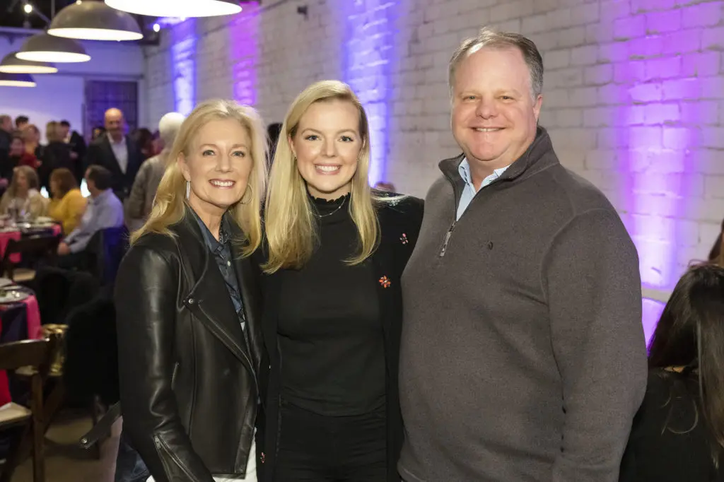 Jennifer Anderson, Katie Anderson, and Rusty Anderson at the Sneaker Soiree Cabaret in Fort Worth, Texas on January 12, 2023. (Photo by Ellman Photography)