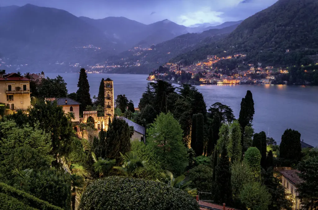 View from Moltrasio over Passalacqua and lake by night. 