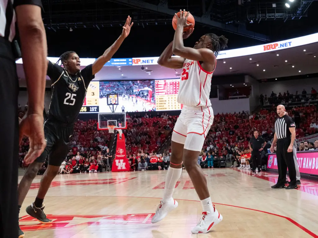 University of Houston forward Jarace Walker has a good outside shot. (Photo by F. Carter Smith)