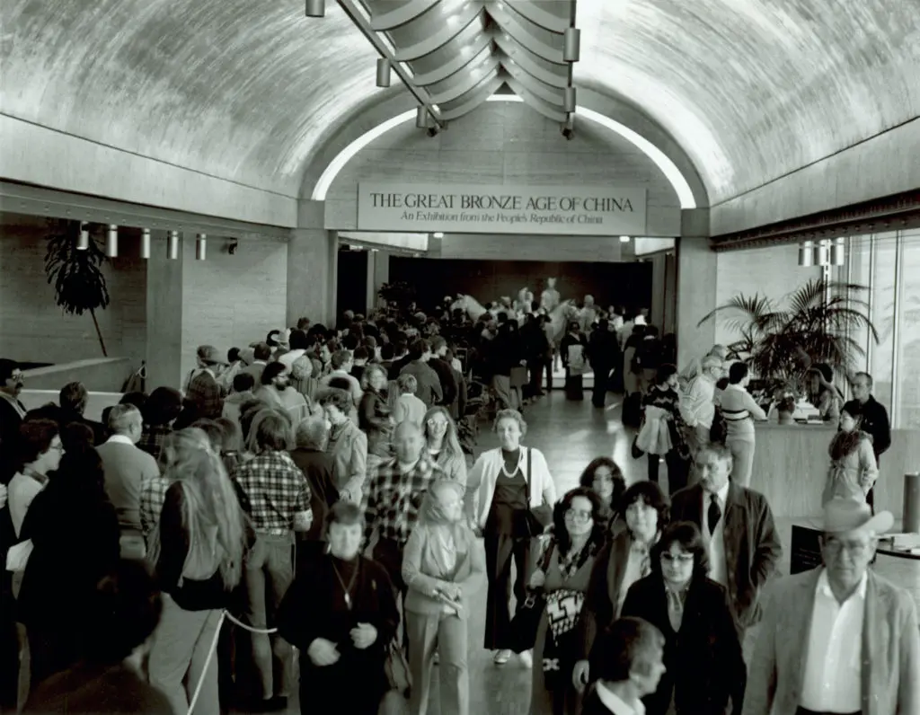 Kimbell Museum Bronze Age Exhibit, 1980 (Photo courtesy of Kimbell Art Museum)