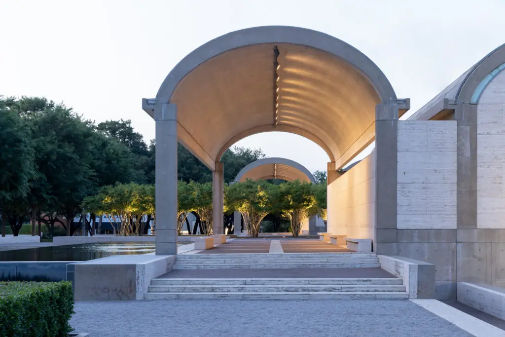 Kimbell Art Museum in Fort Worth, Texas (Photo by Iwan Baan)