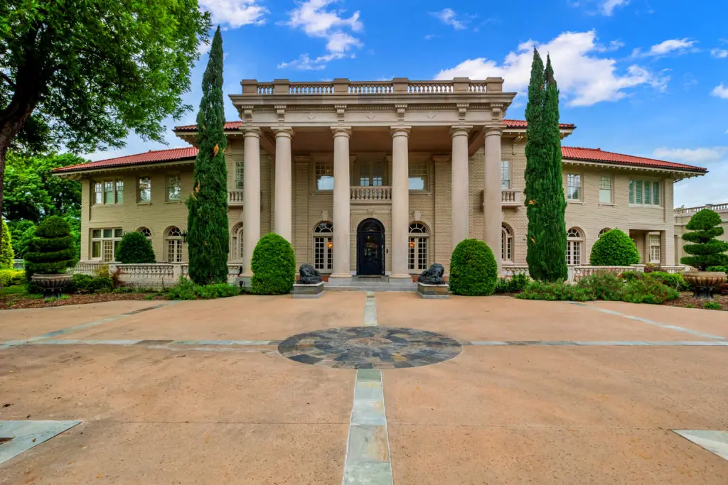 The Baldridge Home is one Fort Worth mansion many have peeked around the hedges to get a glimpse at through the years.