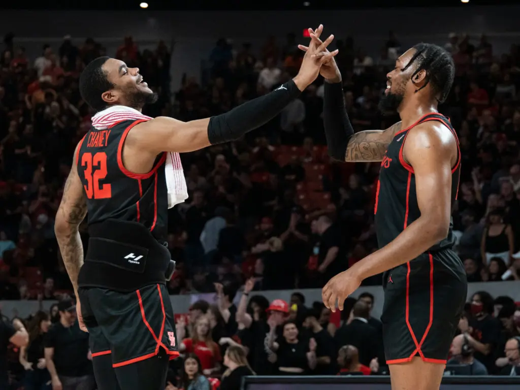 UH forward Reggie Chaney and guard Marcus Sasser have a bond. (Photo by F. Carter Smith)