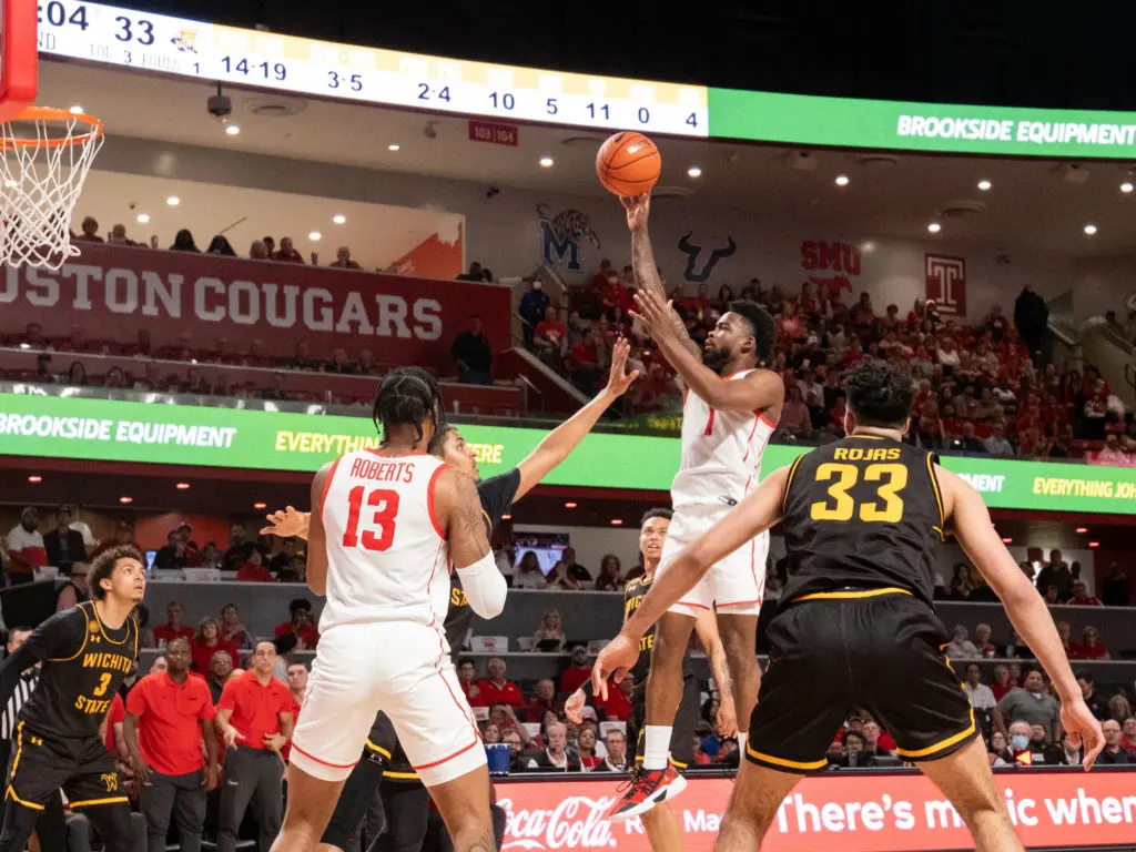 UH point guard Jamal Shead has turned his floaters into a serious weapon. (Photo by F. Carter Smith)