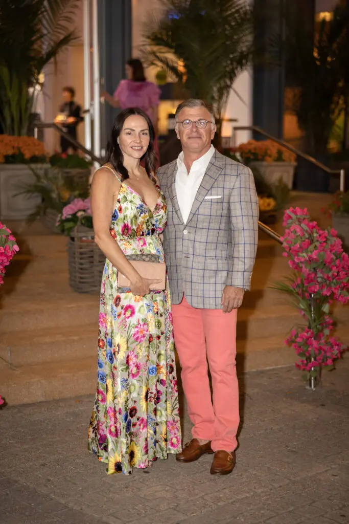Dana Barton & Robert Clay at the Houston Museum of Natural Science 'Sunset Soirée' (Photo by Mike Rathke)