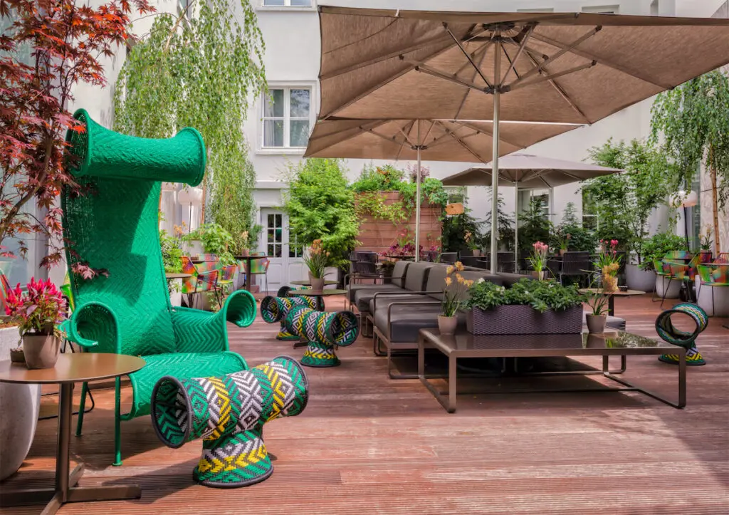 The Garden Patio Terrace at Das Stue offers al fresco dining. (Photo by Steve Herud)