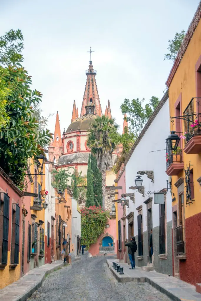 Our Ultimate Guide to San Miguel de Allende — Where to Eat, Stay, and Play in the Artist-Laden Town